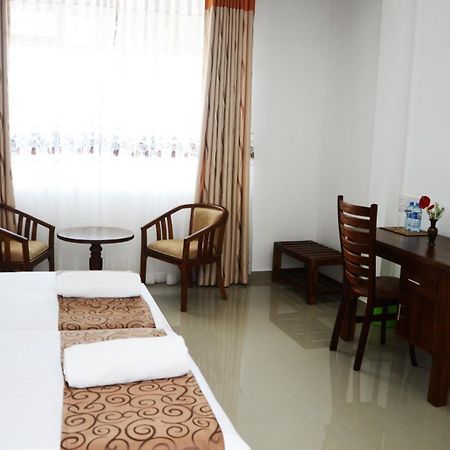 Dazzling Villa Kandy Exterior photo