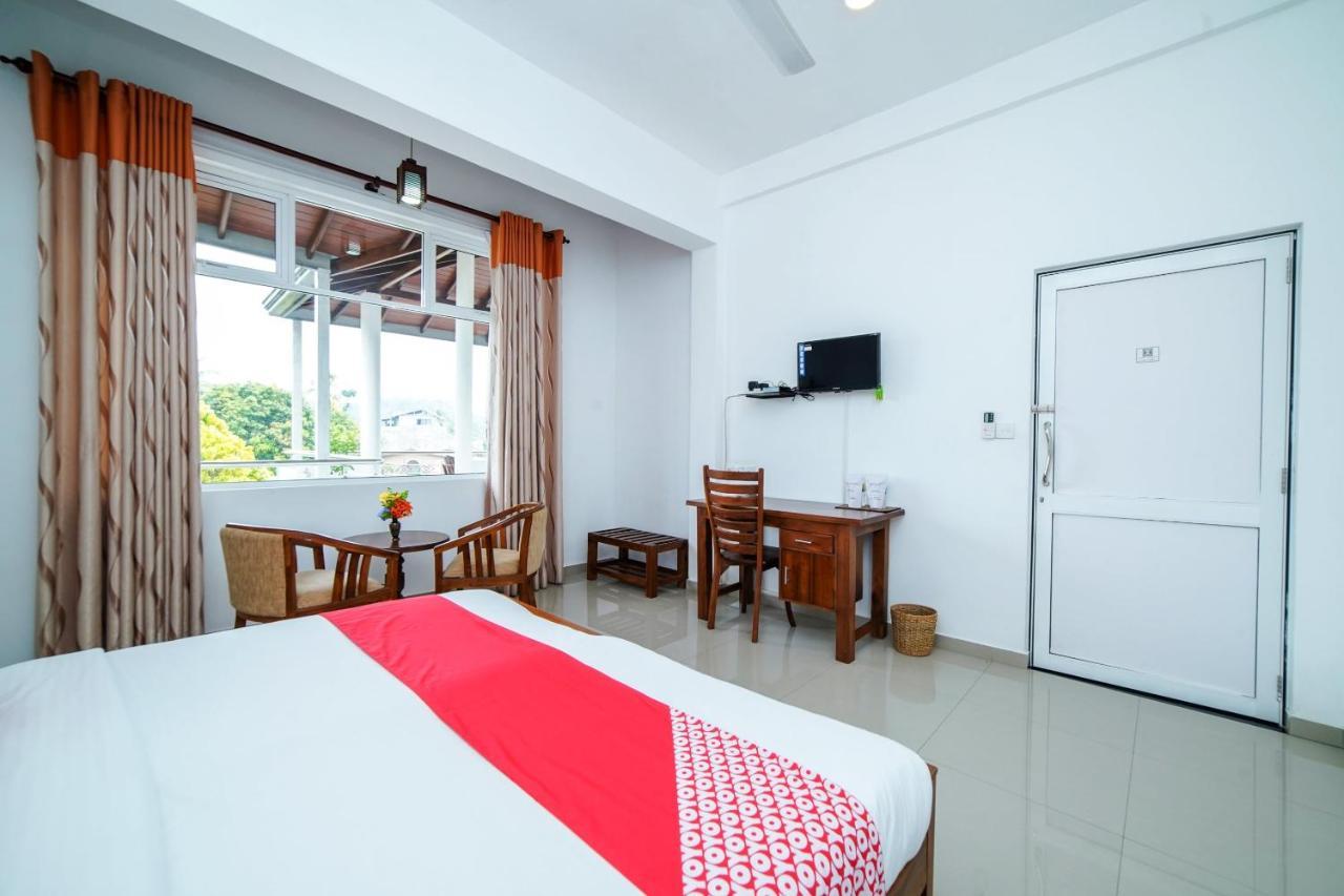 Dazzling Villa Kandy Exterior photo